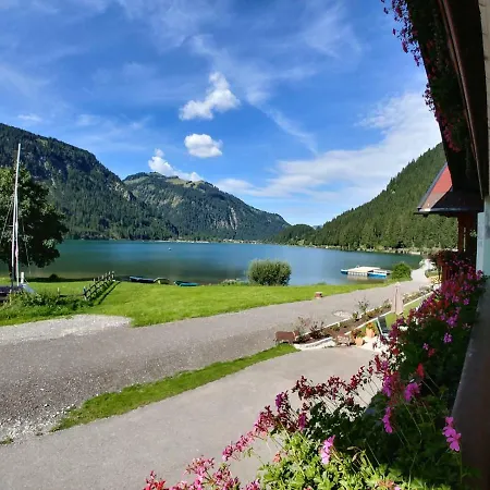 Appartementhaus Fischerstraum Am Haldensee *